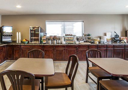Wingate By Wyndham I-15 Hotel 4*