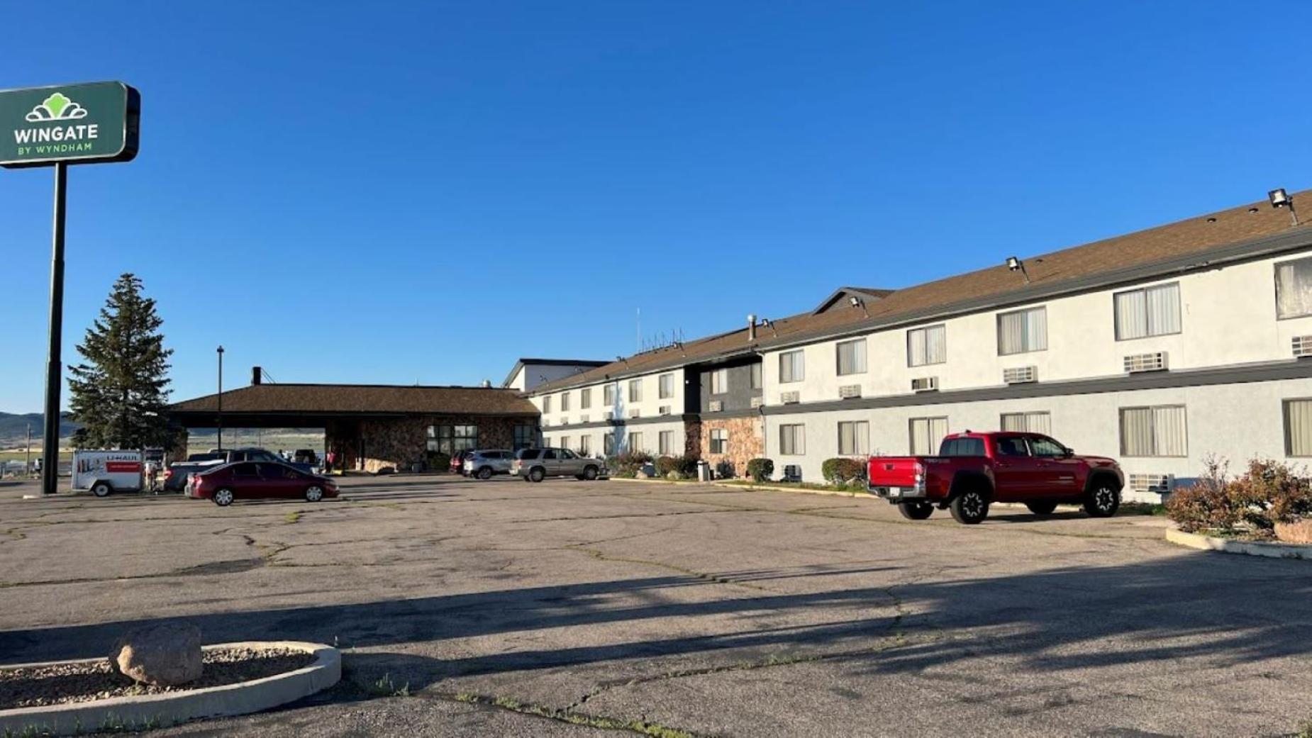 Wingate By Wyndham I-15 Hotel